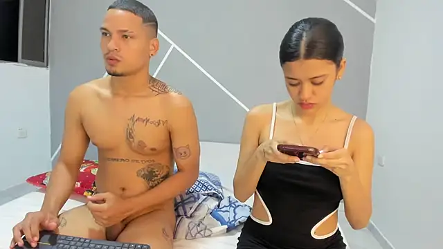 Sexy777Couple live sex cam