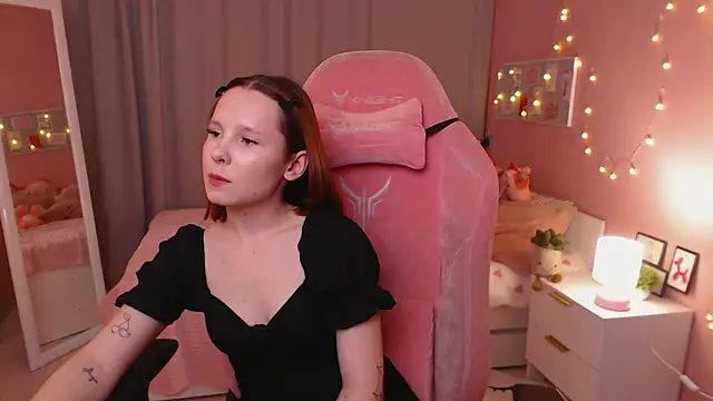 Haya_Harareet's cam snapshot