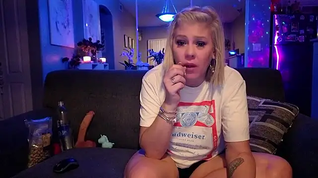 Lexi_Shocker's cam snapshot