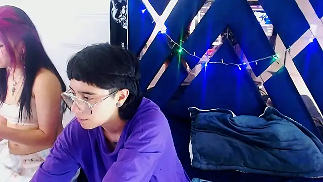 katalinathxandbritney1 live sex cam