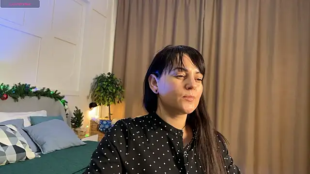 _SilkyShadow_'s cam snapshot