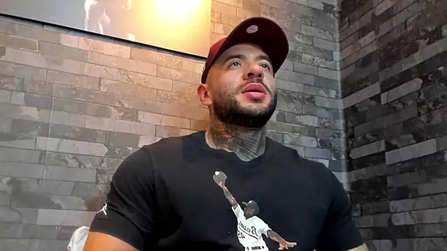 BruceDallas's cam snapshot