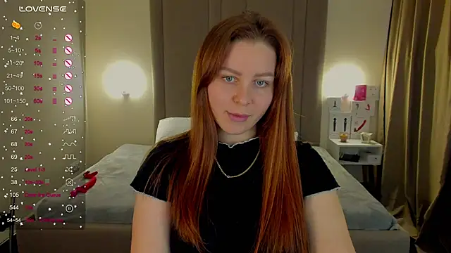 MikaBloom's cam snapshot