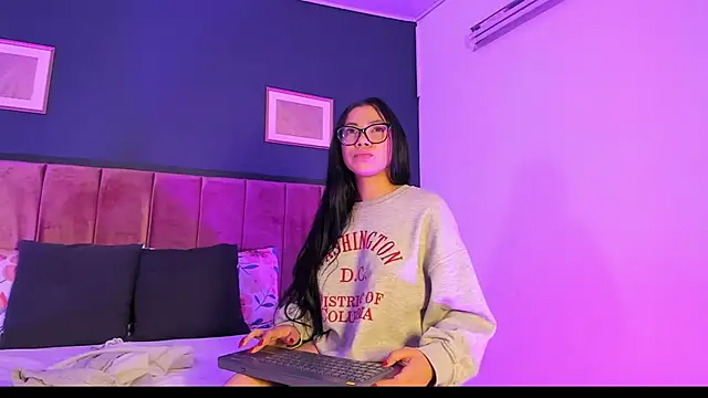 Little_Lexyy's cam snapshot