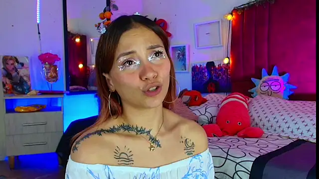 alisson_zafiro_'s cam snapshot