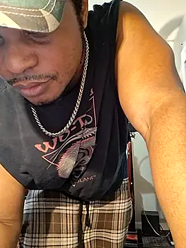 KeYBuMp323 live sex cam