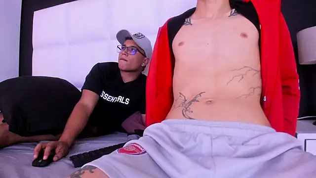 Alejandro_Tom's cam snapshot