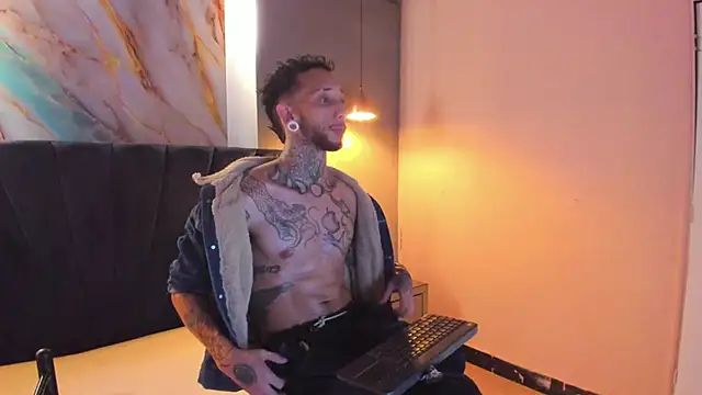 axel_valtier's cam snapshot