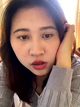 Liliya-77 live sex cam