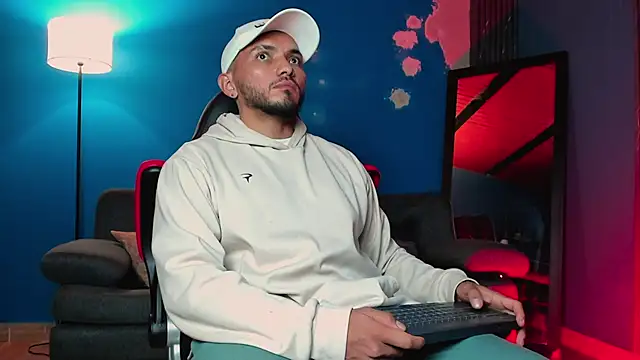 maximusclark1 live sex cam