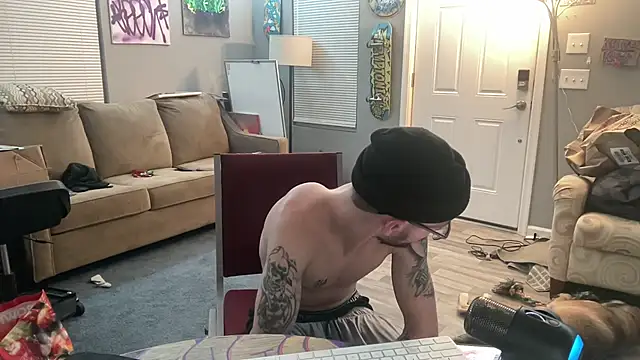 hungkubenski live sex cam