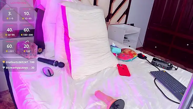 CintiaVega live sex cam