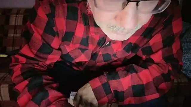 loverboyxxx69 live sex cam