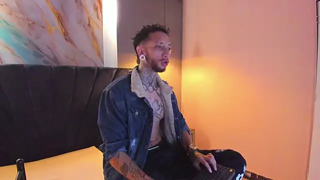 axel_valtier's cam snapshot