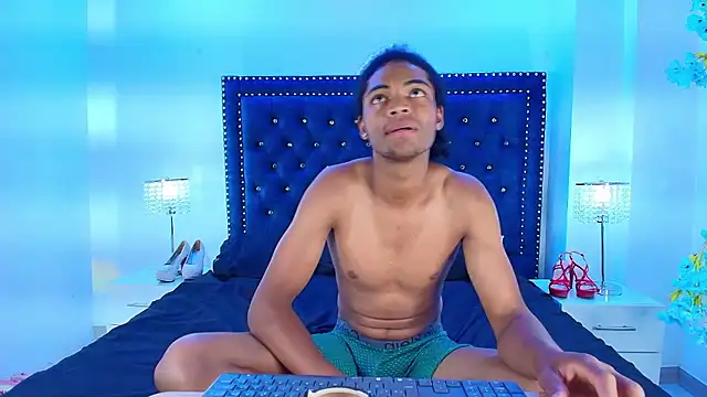 Cristal_and_luke's cam snapshot