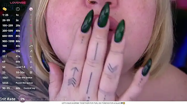 ZaraReignn live sex cam