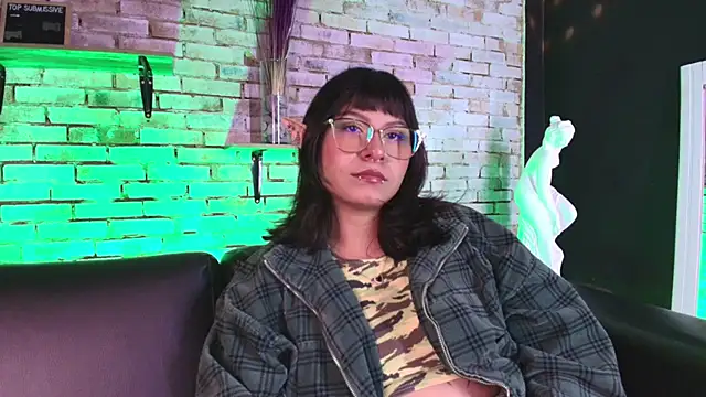 kitty_malach live sex cam