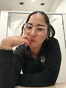 Lottecasanova's cam snapshot