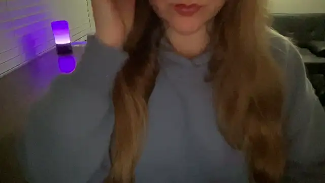 MollyJenson's cam snapshot