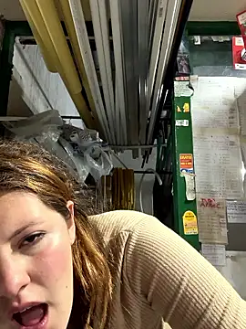 MADAME-ARLETTE's cam snapshot