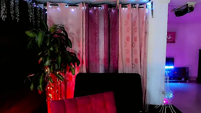 the-horus-girl live sex cam