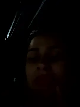 Latina_sexy1's cam snapshot