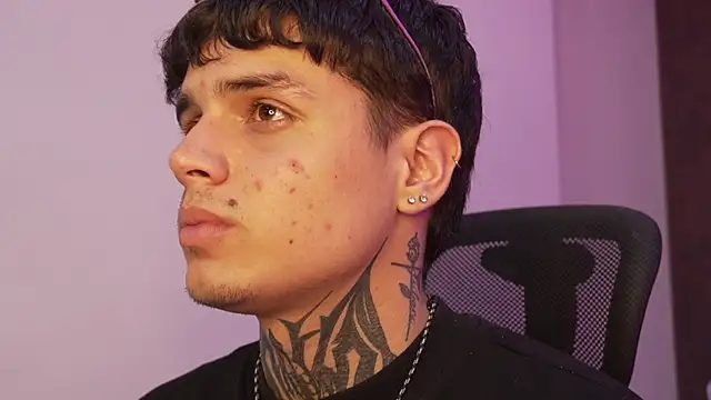 Declan-Fox's cam snapshot