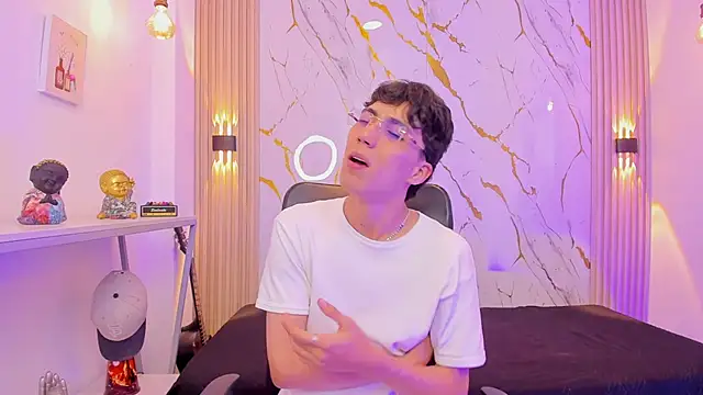 Nikolay_Gregori's cam snapshot