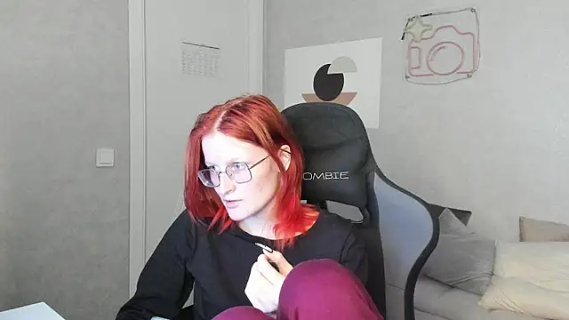 ElizabethHarpper's cam snapshot