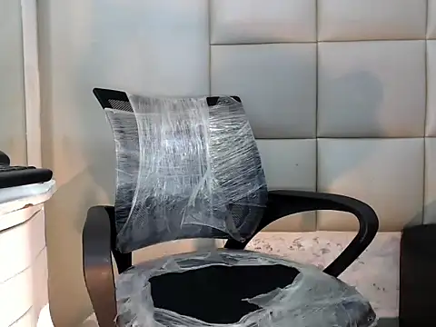 HollmanFronsh's cam snapshot