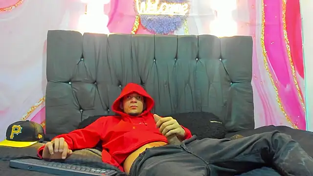 Straight_Guy22's cam snapshot