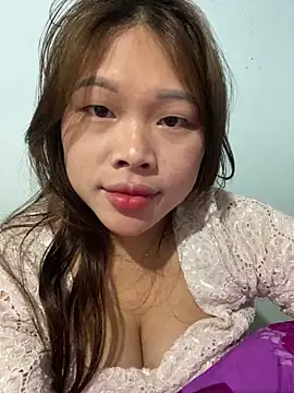 Emxinh123cute's cam snapshot