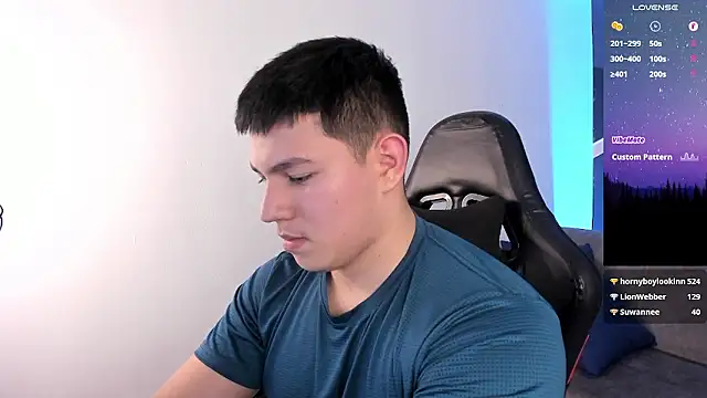 JamesCr_ live sex cam