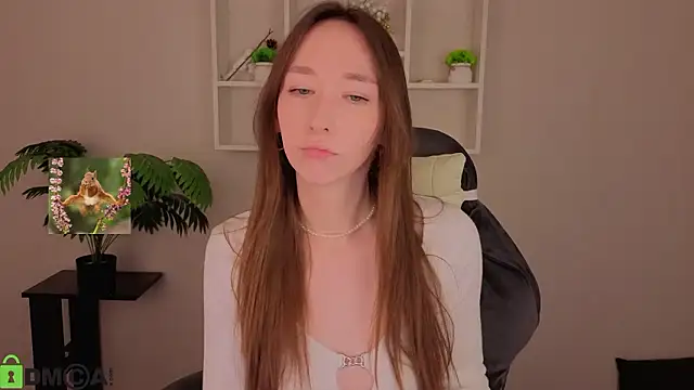 Miche1le_Allenne's cam snapshot