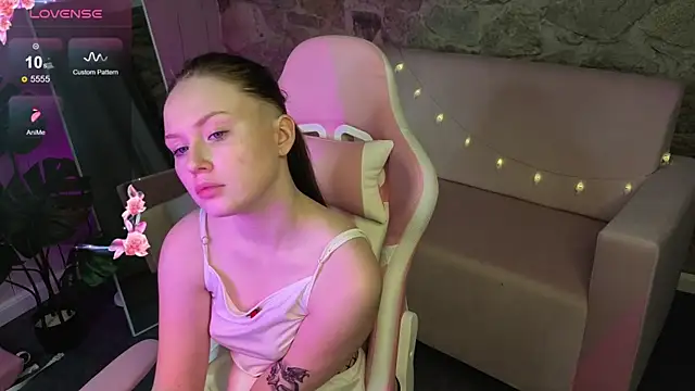 SirenaBlessing's cam snapshot