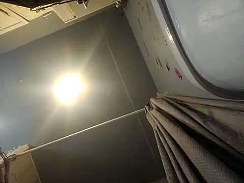 ShysluutGia's cam snapshot