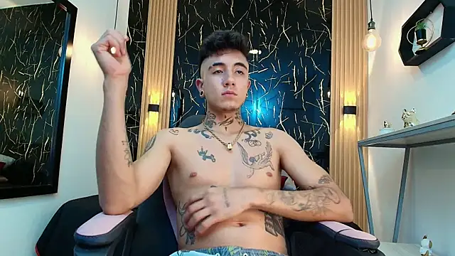 Patrick_Rango live sex cam