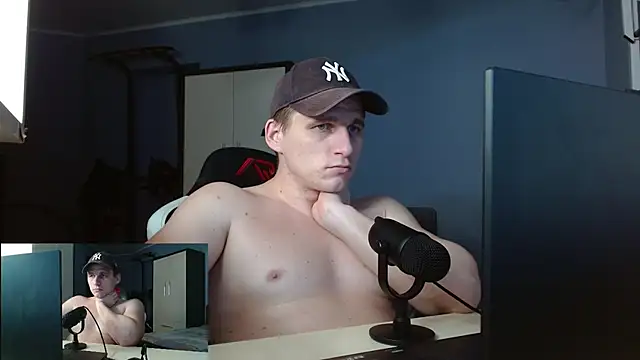 Poliglotjoe1's cam snapshot