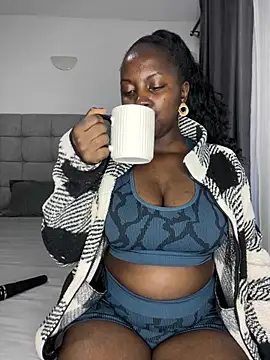 prettiepearl live sex cam