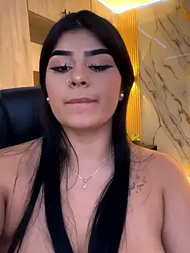 Kariina__69 live sex cam