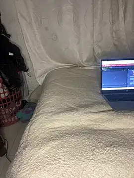 Diane_Ritz live sex cam