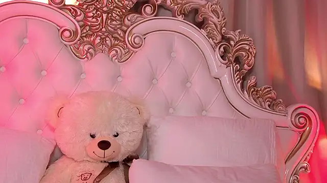 MeganStrain live sex cam