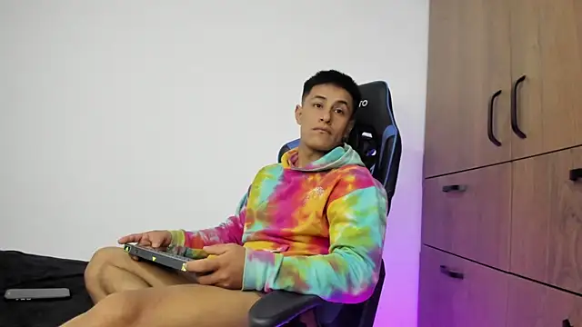 dorman_boy's cam snapshot