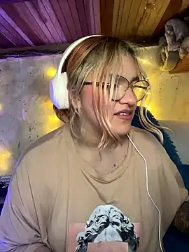 Sophia_Weest99's cam snapshot