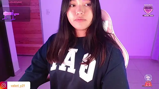 Moonbell_bell's cam snapshot