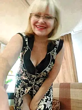 IrmaRose live sex cam