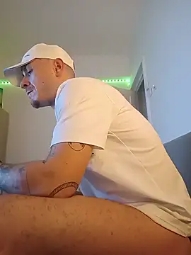 BenDover313OF live sex cam