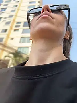 RinaMood's cam snapshot