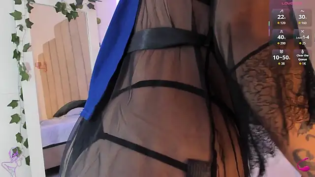 _naylaa_'s cam snapshot