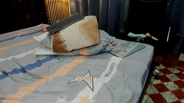 kiana_barlow's cam snapshot